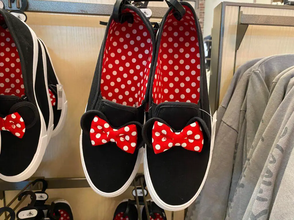 Step Out In Style With These Adorable Minnie Mouse Shoes