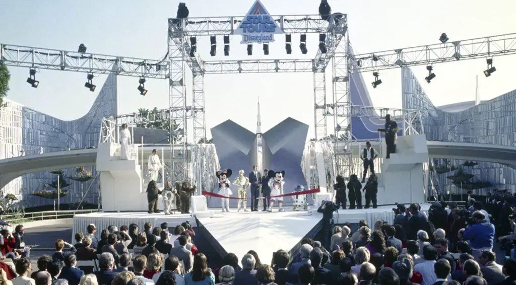 Star Tours in Disneyland celebrates 35 years!