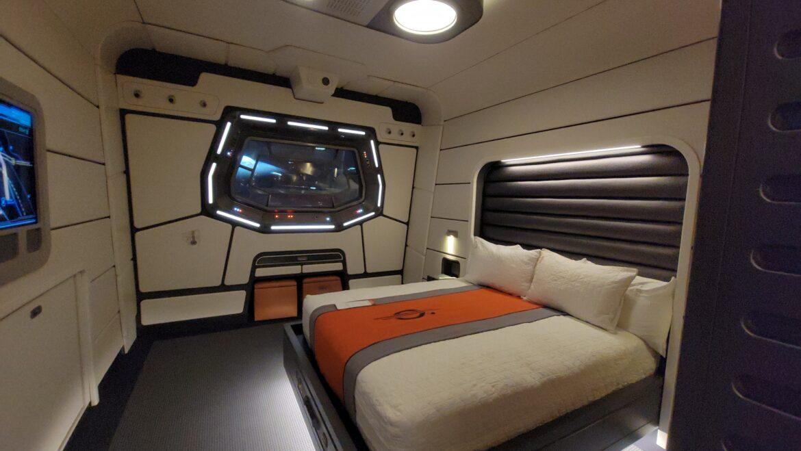Tour the rooms onboard the Star Wars Galactic Starcruiser