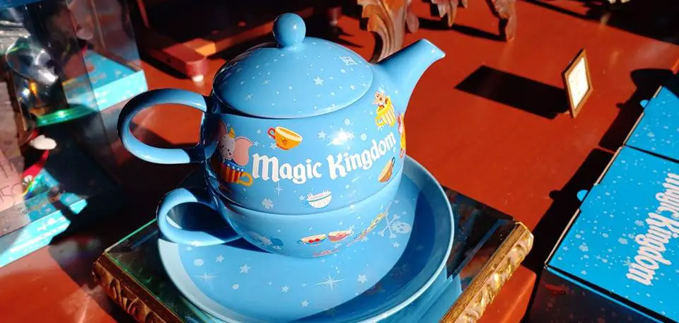 New Jerrod Maruyama Teapot, Poster and Bag at the Magic Kingdom