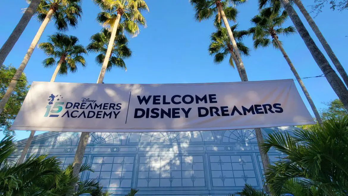 100 Teens from Across America Complete 2022 Disney Dreamers Academy
