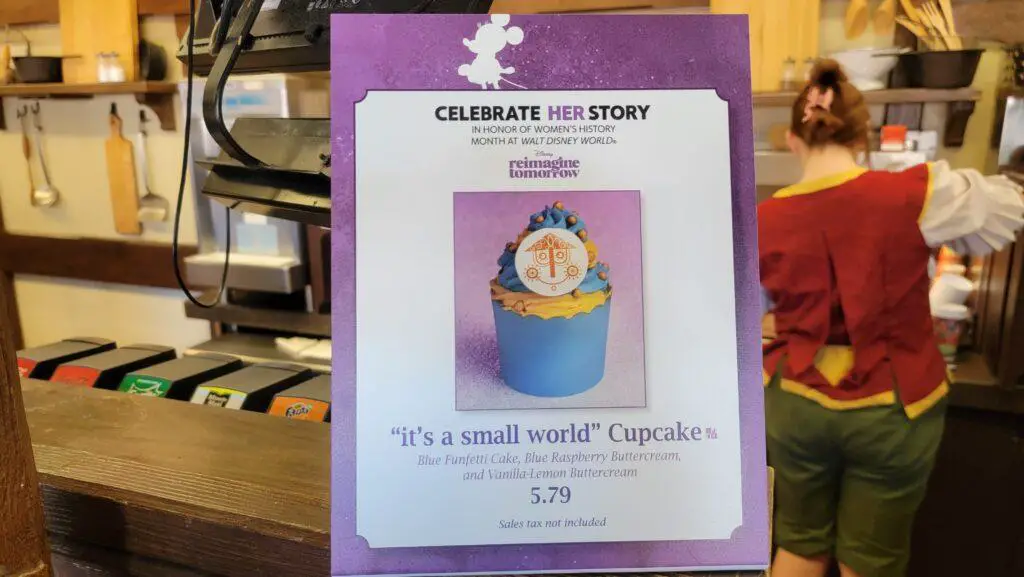 It's a small world cupcake