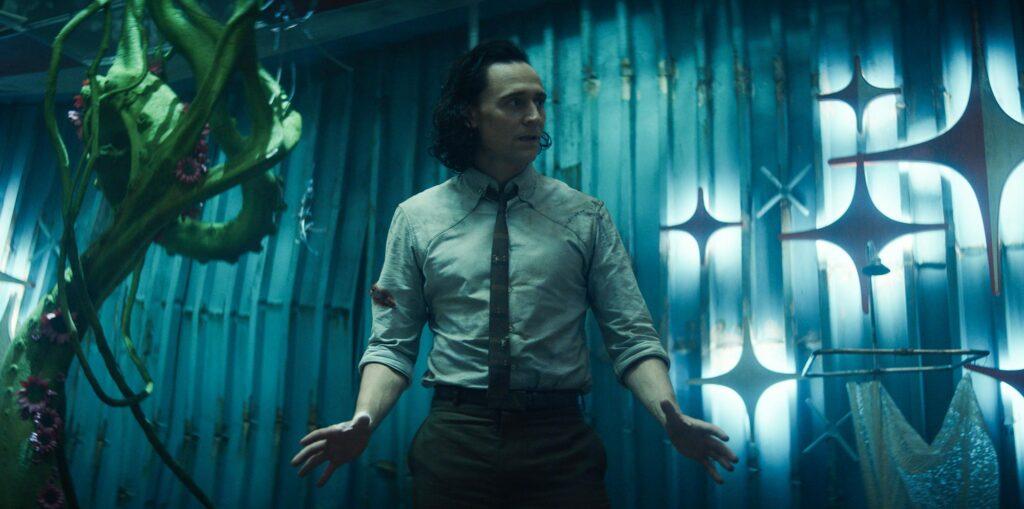 Tom Hiddleston Claims He is a "Temporary Torchbearer" in His Role as Loki