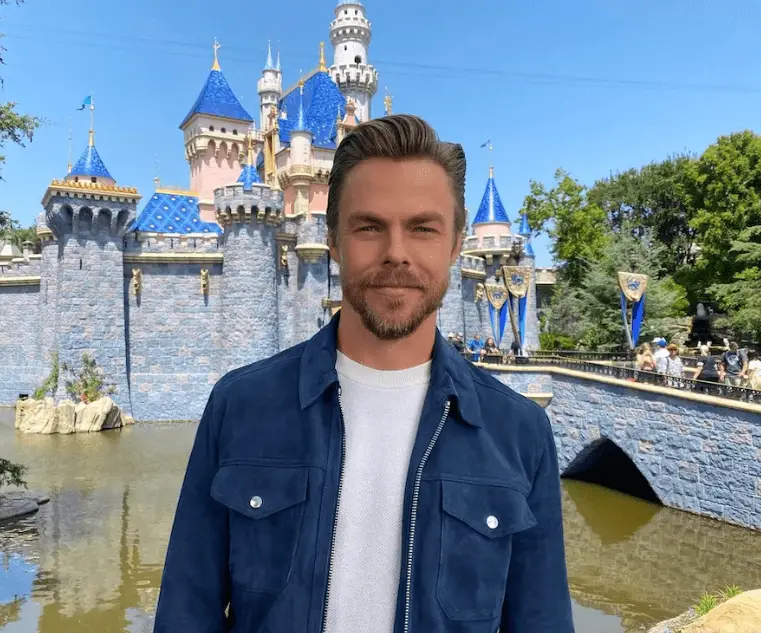 “American Idol” Top 10 contestants celebrated Disney Night with a visit to the Disneyland