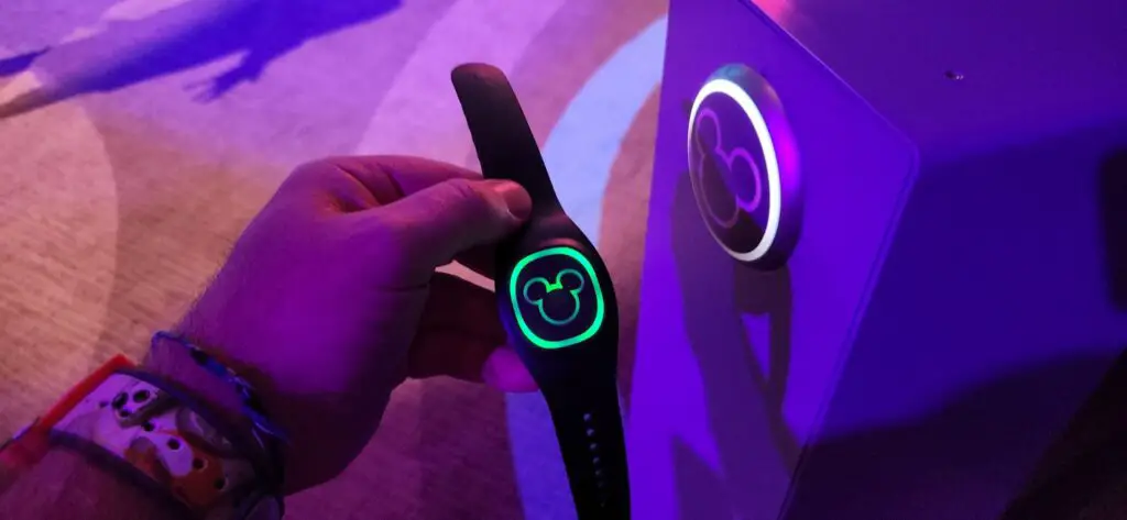 Two Interactive Magicband + Experiences Announced including Star Wars Batuu Bounty Hunter and Disney's Fab 50 Quest
