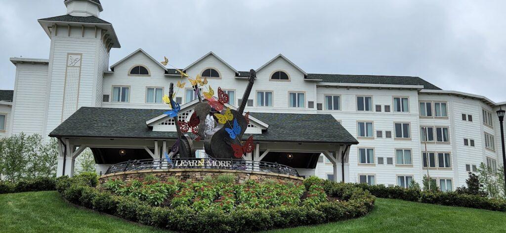 Dollywood’s DreamMore Resort and Spa earns top USA Today award