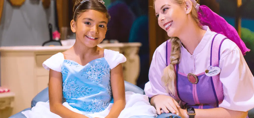 Disney World Cast Members now using phrases like ‘Friend’ & Other Gender-Neutral Terms