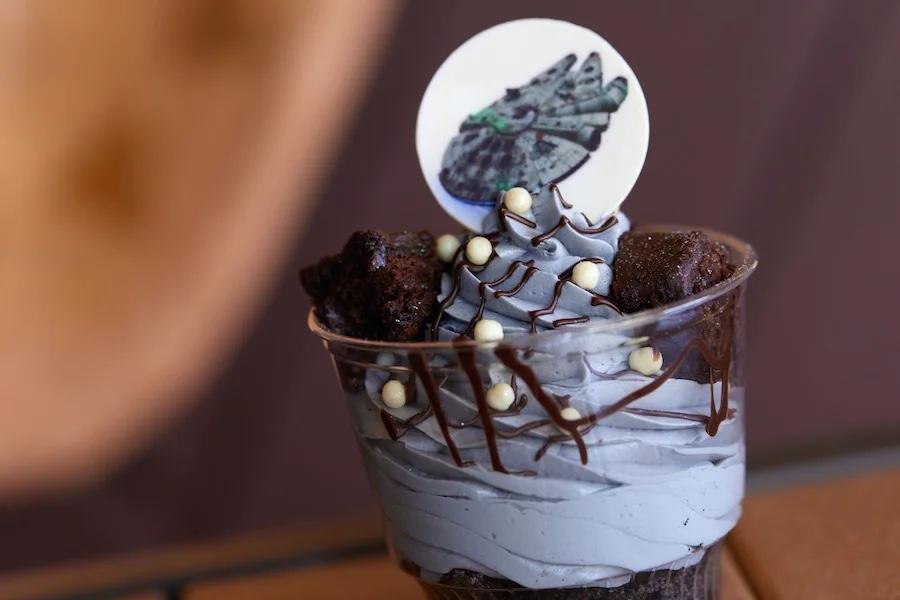 This Delicious Millennium Falcon Star Wars Soft Serve Sundae Is Out Of This Galaxy!