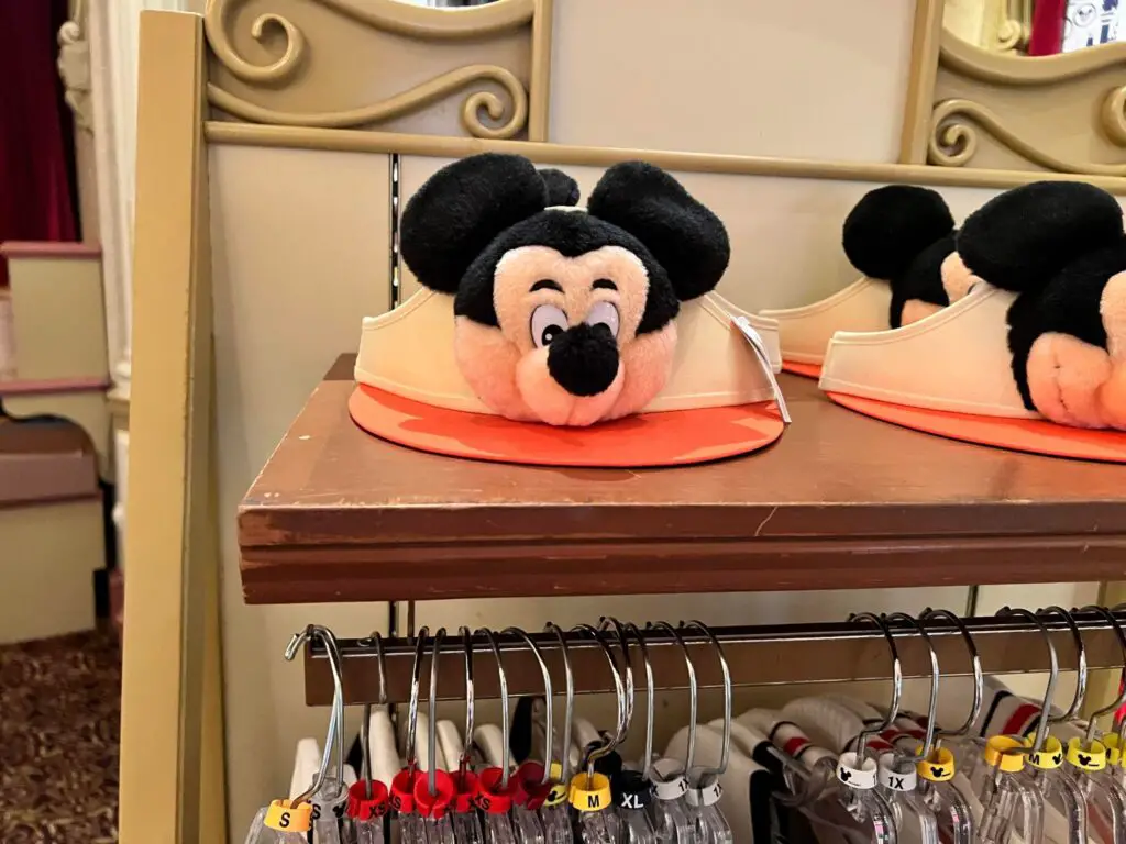 New Orange Bird treats available at Walt Disney World