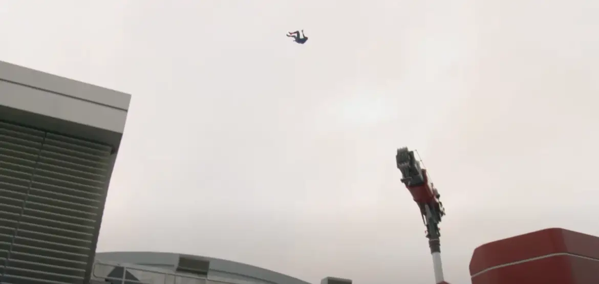 Video: High Flying Spider-Man in Avengers Campus has an accident