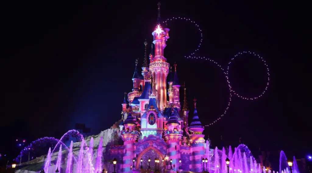 Disneyland experimenting with possible Drone Show