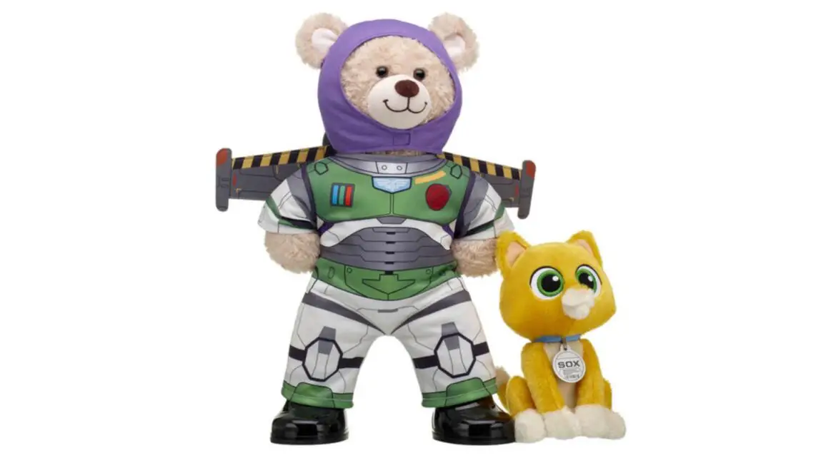 Go To Infinity And Beyond With This Awesome Buzz Lightyear Build-A-Bear Set!