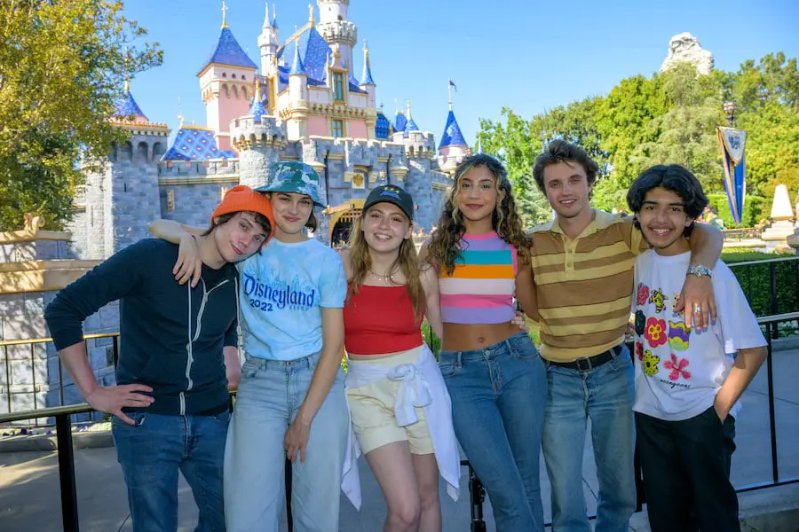 See the Cast of Hulu’s ‘ Love, Victor’ During Their Visit to Disneyland Resort
