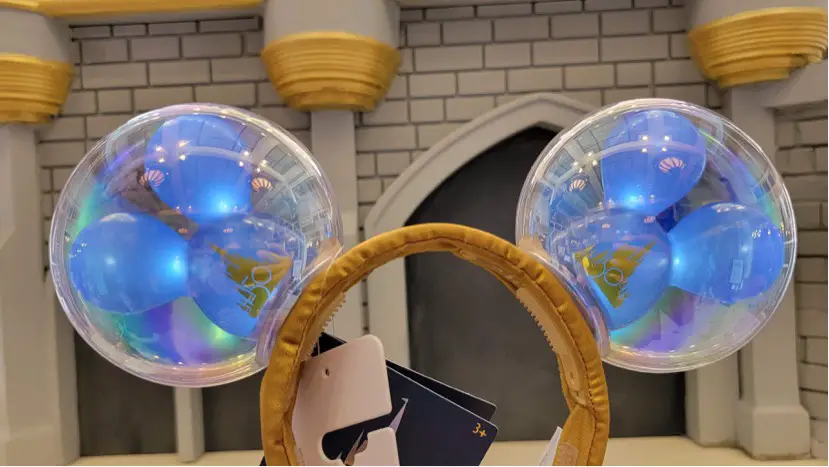 New 50th Anniversary Light Up Balloon Minnie Ears At Walt Disney World!