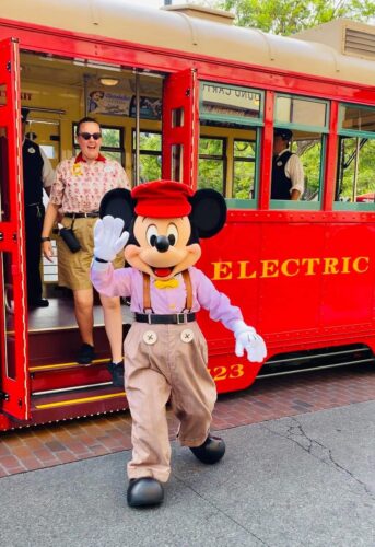 mickey-trolley