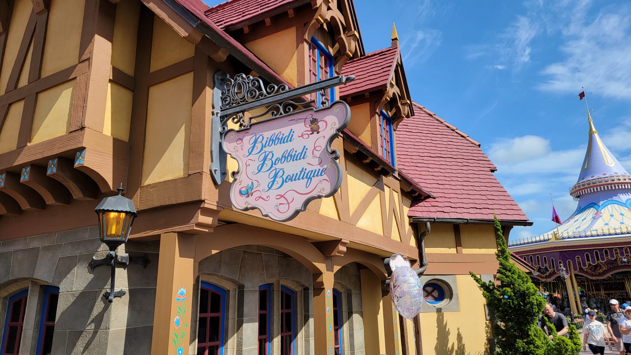 Bibbidi Bobbidi Boutique in the Magic Kingdom is now open and accepting