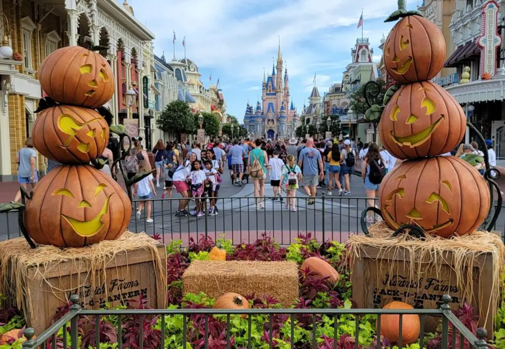 Halloween Decorations have arrived at the Magic Kingdom!