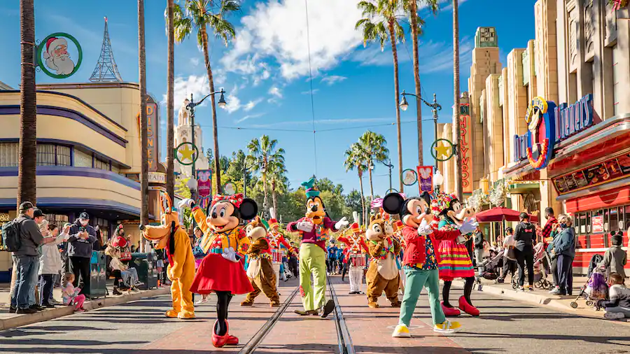 Dates and Details announced for the Holidays at the Disneyland Resort