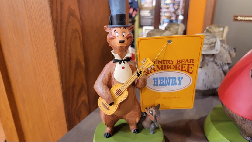New Country Bear Jamboree Henry Statue By Kevin & Jody At Disney Springs!
