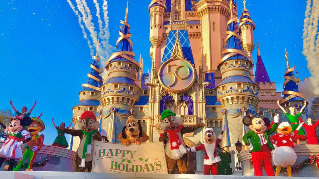 Annual Passholders can Save Up to 25% on Select Disney World Resort Hotels this Holiday Season