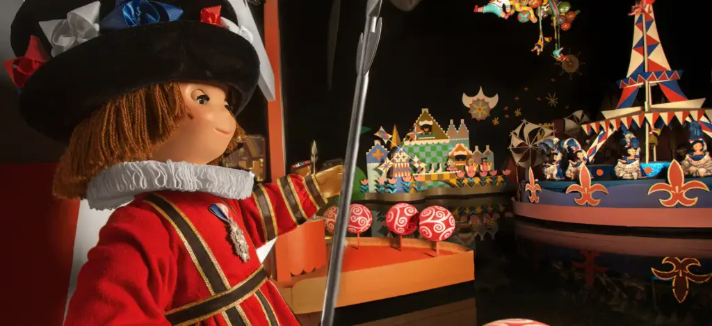 Video: Guests stuck on It's a Small World for over an hour due to boat sinking