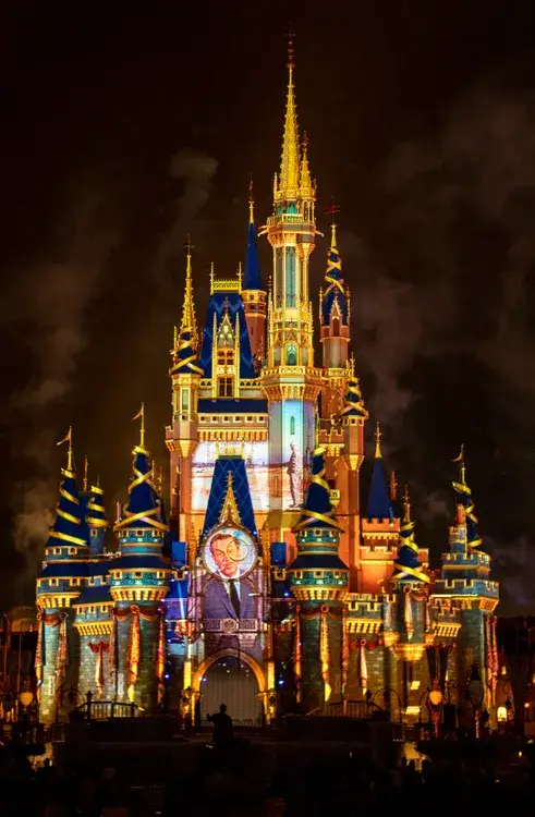 New version of Magic Kingdom's 'Disney Enchantment' debuts at Walt Disney World