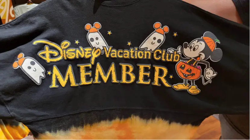 Disney Vacation Club Halloween Spirit Jersey Spotted In Disney World!
