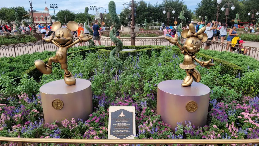 Disney World 50th Anniversary Statues now have Halloween Sayings