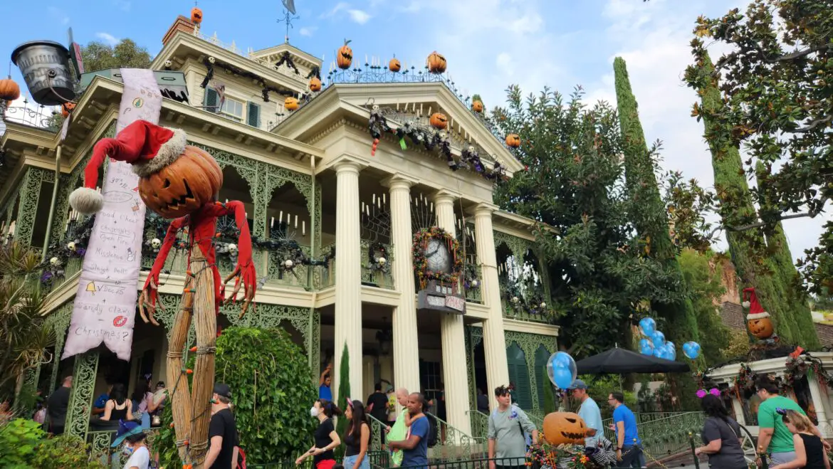 2022 Haunted Mansion Holiday Overlay in Disneyland