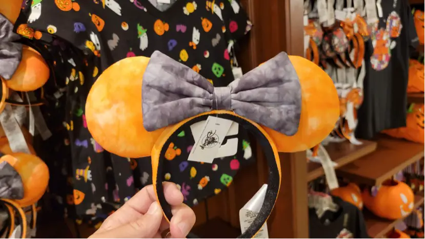 Minnie Mouse Halloween Ear Headband Available At Disney World!