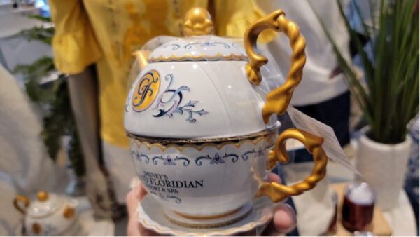 Disney's Grand Floridian Teapot And Cup Set