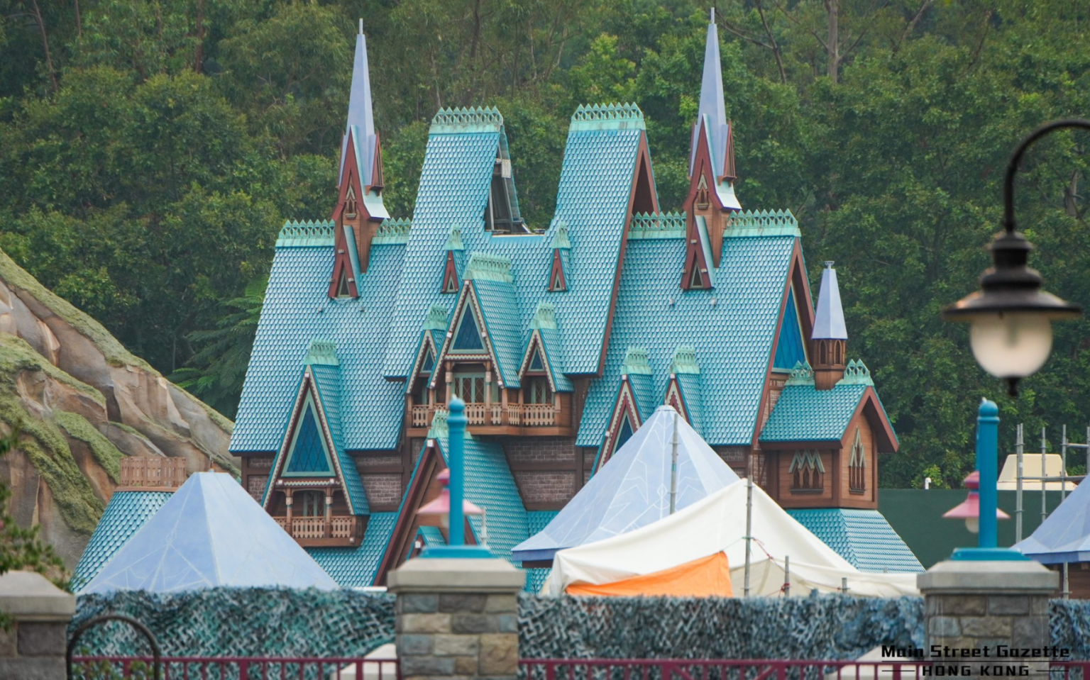 Arendelle: World of Frozen Castle at Hong Kong Disneyland is almost ...