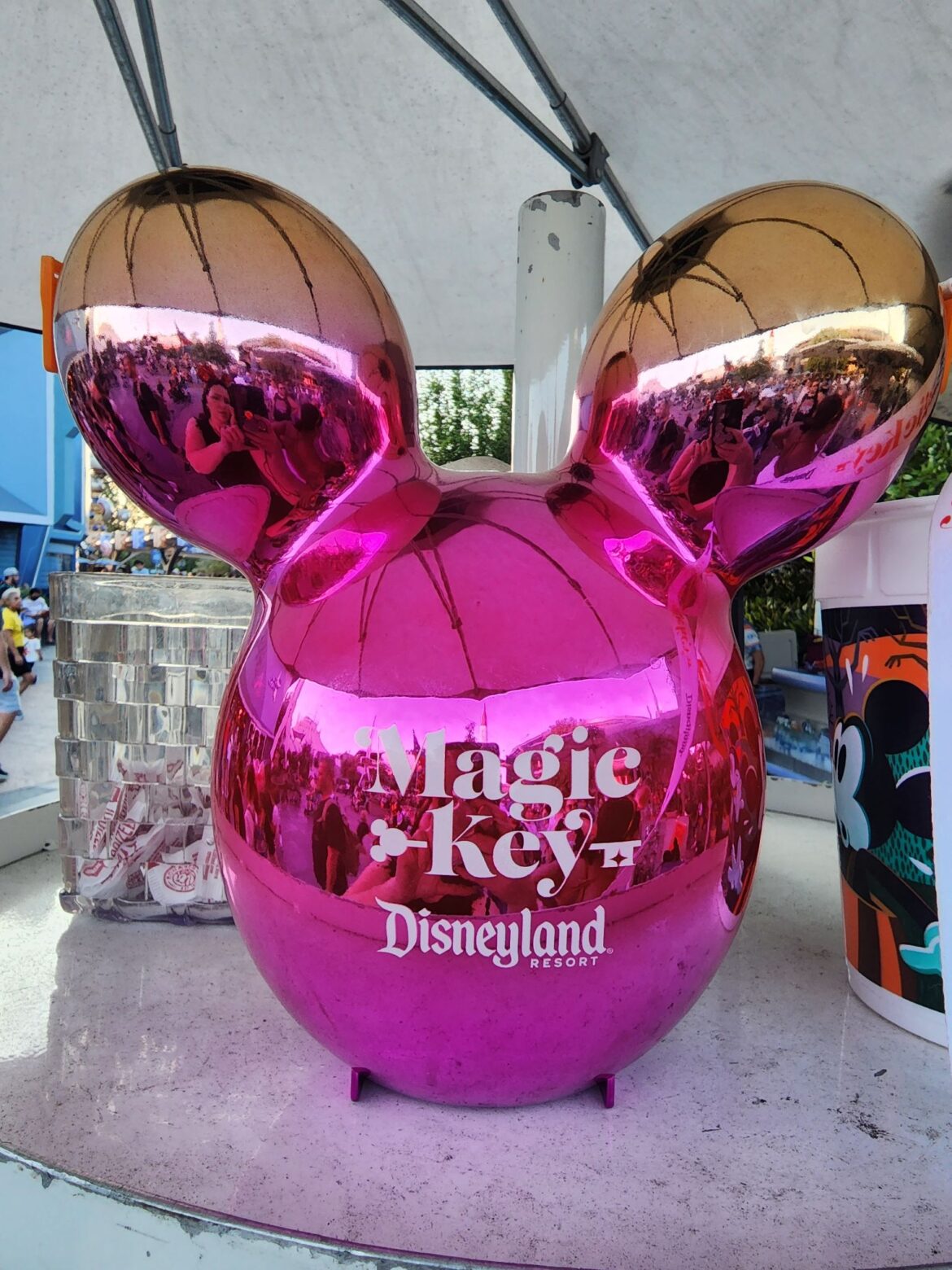 New Disneyland Magic Key Mickey Balloon Popcorn Bucket