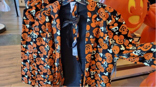 Mickey Pumpkin Glow In The Dark Suit And Tie