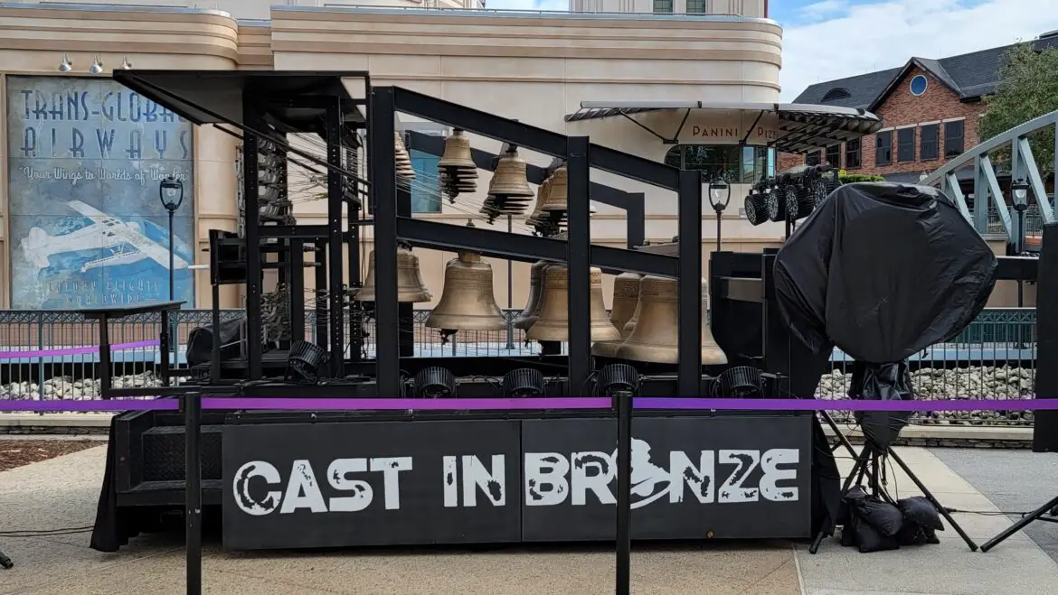 Cast in Bronze Returns to Walt Disney World for the Holidays