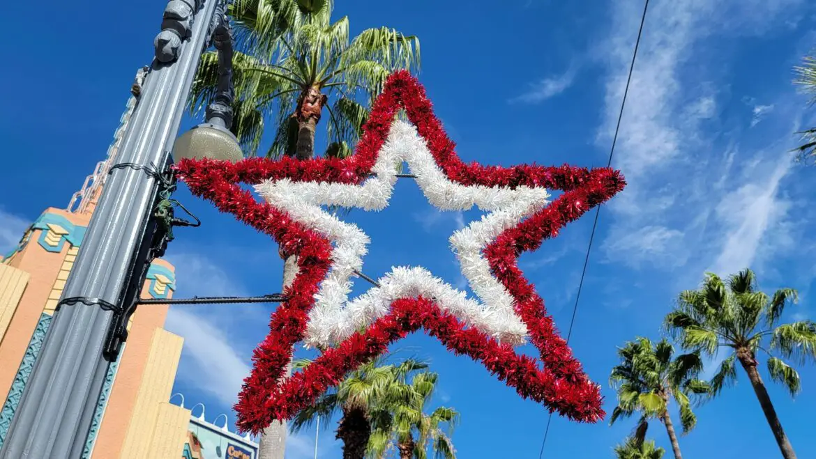 First Holiday Decorations show up at Disney’s Hollywood Studios