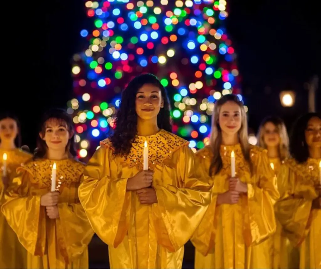 Reservations Now Open for Candlelight Processional Dining Packages in EPCOT