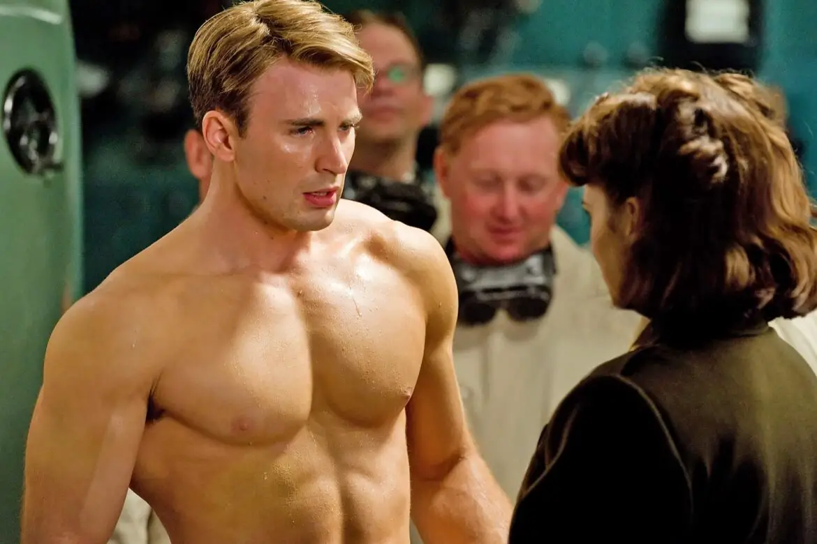 Captain America Star Chris Evans is the 2022 Sexiest Man Alive