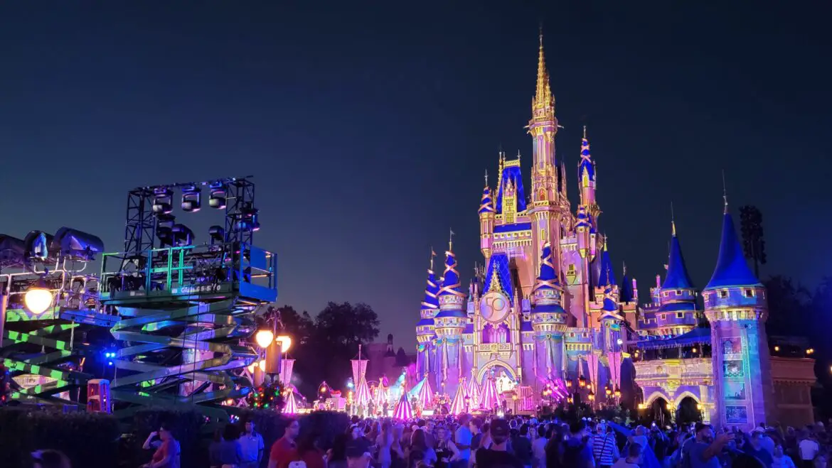 Disney’s 2022 Magical Holiday Celebration Taping in Disney World