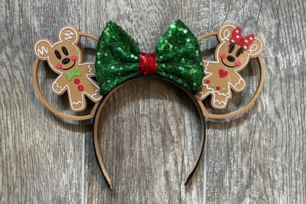 Mickey & Minnie Gingerbread Cookies Minnie Ears