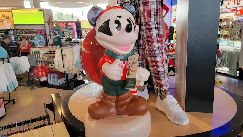 Mickey Mouse Holiday Light Up Figure Spotted At Epcot!