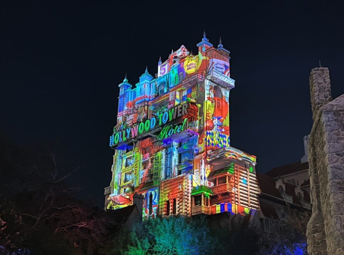 Sunset Seasons Greetings Projection Show in Hollywood Studios Returns
