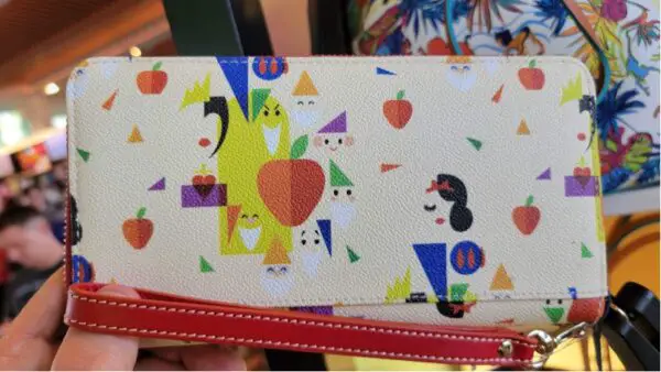 Snow White And The Seven Dwarfs Dooney & Bourke Collection
