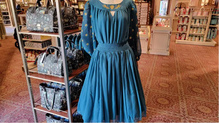 New Enchanting Princess Jasmine Dress Debuts At Walt Disney World!