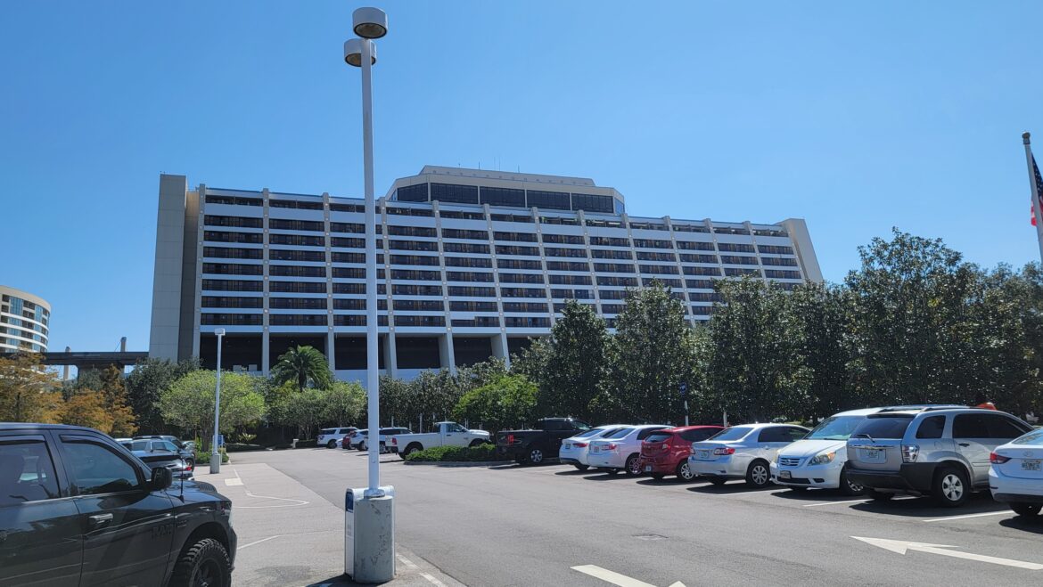 Disney World Enforcing Parking Restrictions for Guests with Reservations Only