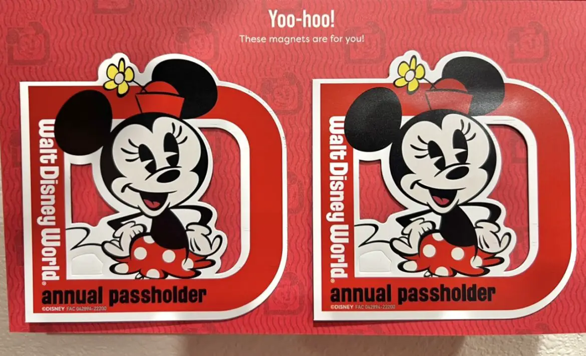 First Look at NEW Minnie Mouse Annual Passholder Magnet
