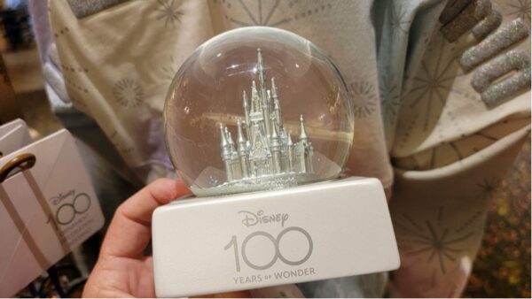 Cinderella Castle Disney 100 Snowglobe