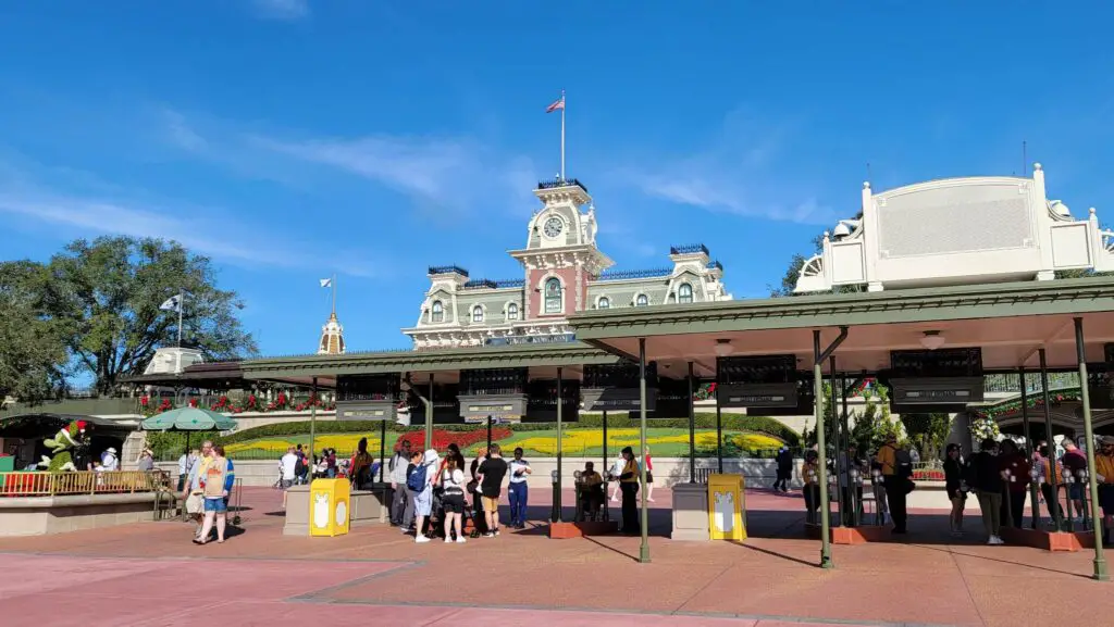 Magic-Kingdom-is-Virtually-Empty-Today-Ahead-of-Holiday-Crowds