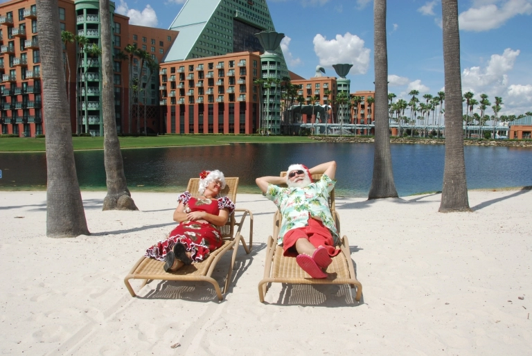 Christmas & New Years’ Eve Reservations and Menus for Disney World Swan & Dolphin Resorts