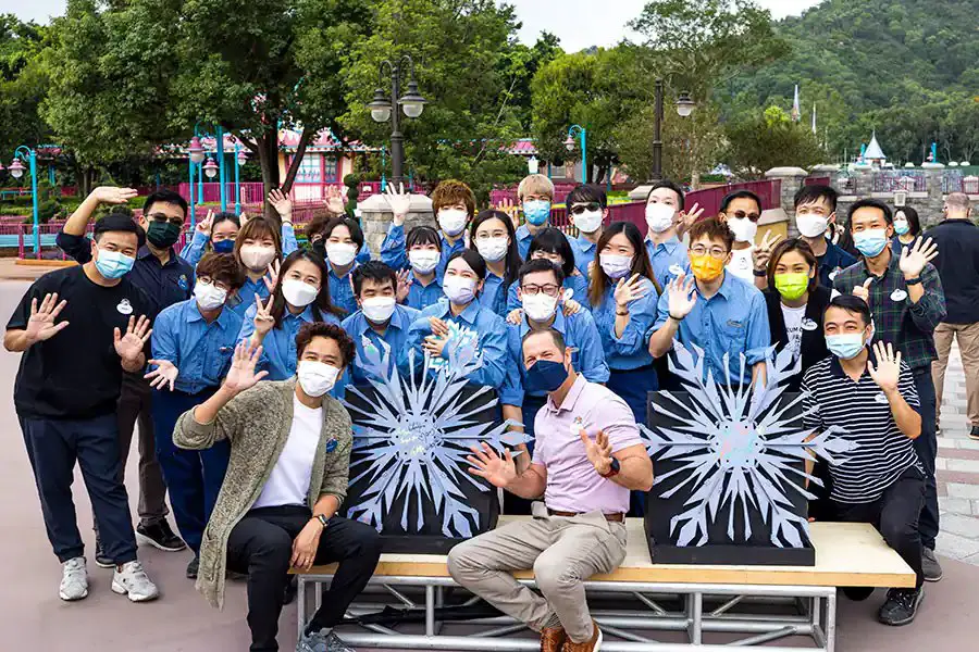 Hong Kong Disneyland Cast Members Sign Part of Arendelle Castle for NEW World of Frozen Land